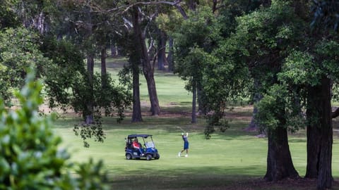 Golf