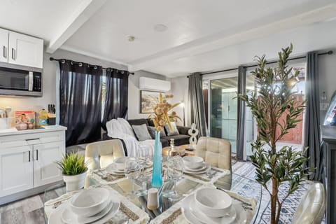 Seamless flow from living room to dining, ideal for relaxation and entertaining.