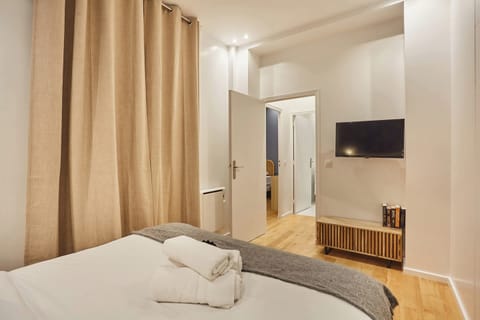 Apartment | 2 bedrooms, laptop workspace, iron/ironing board, bed sheets