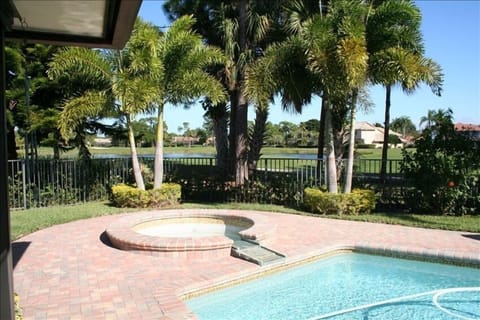 Spa as part of the pool (not heated)