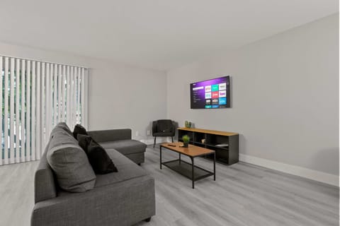 Apartment | 2 bedrooms, Internet