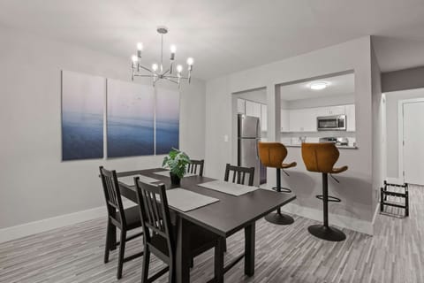 House | 2 bedrooms, Internet