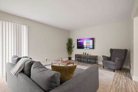 Apartment | 2 bedrooms, Internet