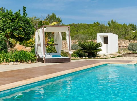 House, Smoking | 4 bedrooms