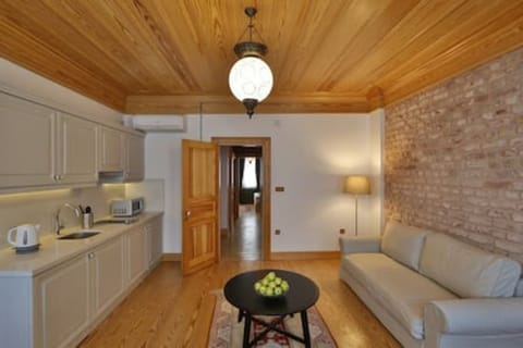 House | 1 bedroom