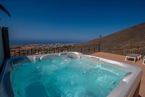 House, Accessible, Smoking | 2 bedrooms