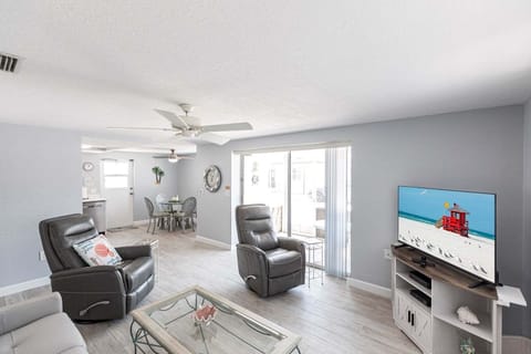 17 Screened Lanai