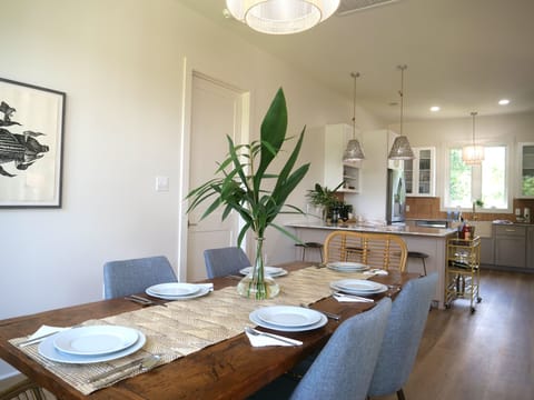 Dining table and bar seating 