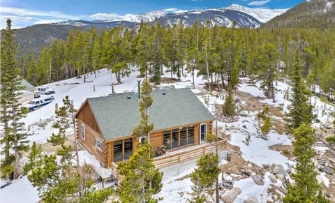 Escape to the cozy charm of a cabin house, where rustic meets relaxation in the heart of nature.