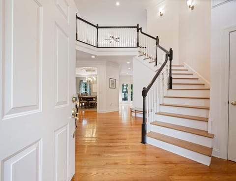 House, Multiple Beds, Patio, Garden View (Thompson's Station Serenity) | Interior