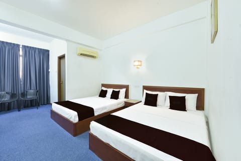 Suite Double | Premium bedding, desk, WiFi (free), bed sheets