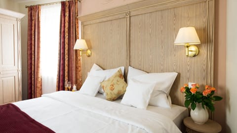 Family Suite, Terrace | Premium bedding, in-room safe, desk, soundproofing