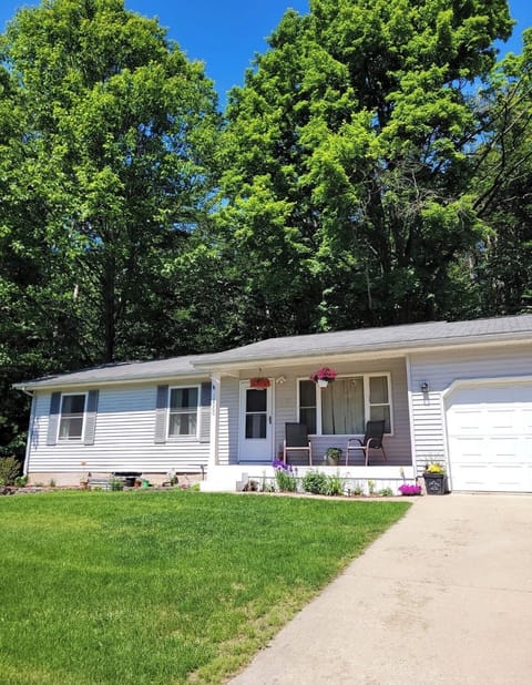 Entrance- front door keyless entry