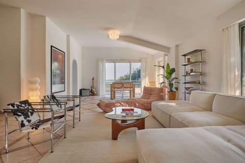 Villa | Living area