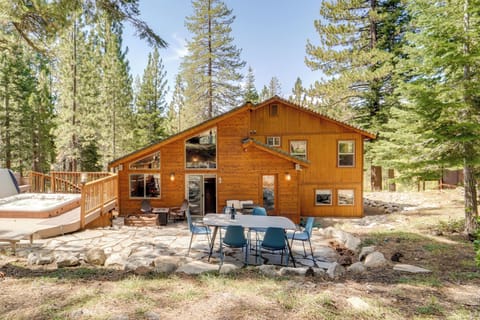 Truckee Vacation Rental | 3BR | 3BA | 4 Steps to Enter | 2,232 Sq Ft
