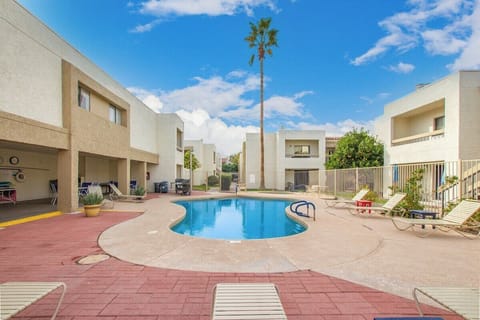 Community pool