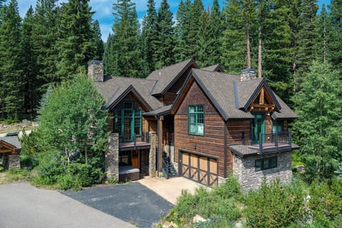 Welcome to Corridor Way Chalet