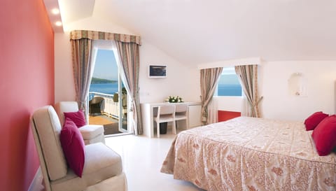 Executive Double or Twin Room, Terrace, Sea View | Premium bedding, minibar, in-room safe, individually decorated