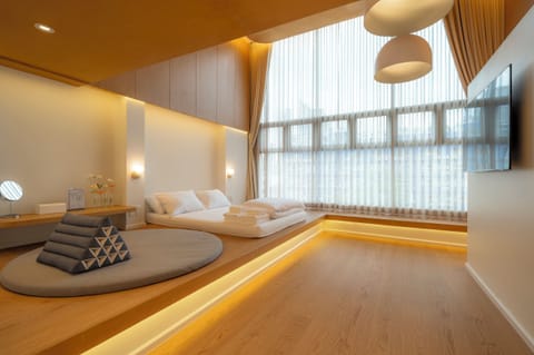 Duplex Quadruple Room with Private Bathroom 42m (B5) | In-room safe, blackout drapes, free WiFi