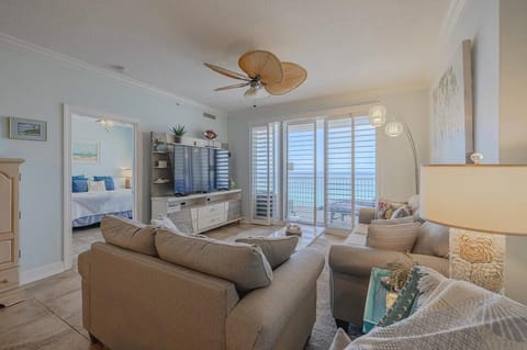 Welcome to Ocean Reef 1105