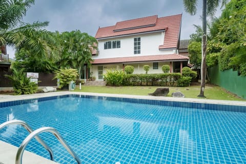 Koson, Elegant 3 Bedroom Villa (6548)