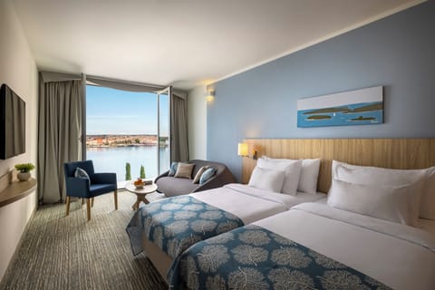 Superior Family suite, Seaview, Balcony  | Minibar, in-room safe, desk, cribs/infant beds