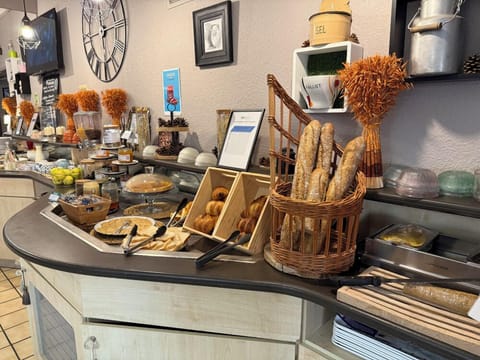 Daily buffet breakfast (EUR 12.50 per person)