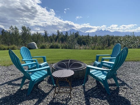 Lupine Cottage - Alaska at your doorstep!