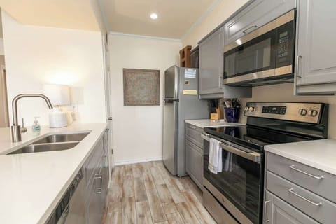 Full kitchen with updated appliances.