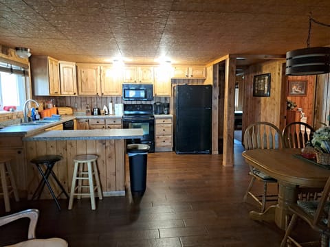 MunsonLakeCabin9
