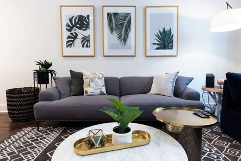 Comfy sofas and plenty of seating for everyone visiting!