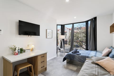 Family Room, Non Smoking, Refrigerator | Desk, free WiFi, bed sheets