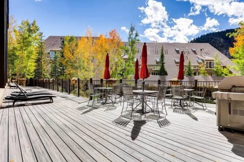 Condo, 1 Bedroom | Outdoor dining