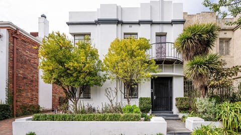 Stunning Art Deco front facade 