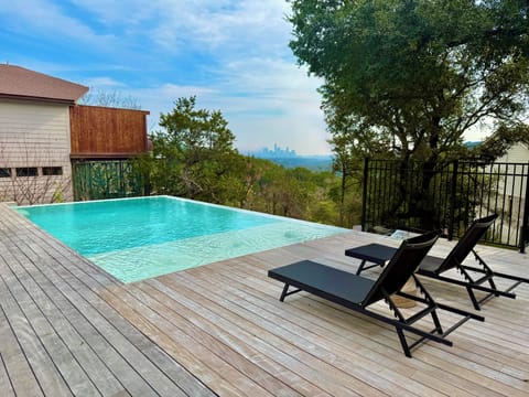 Pool area with view of Downtown Austin
