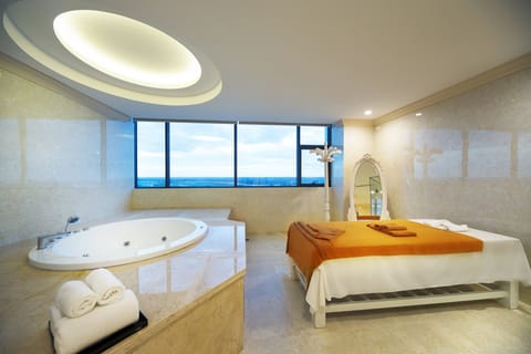 Sauna, 16 treatment rooms