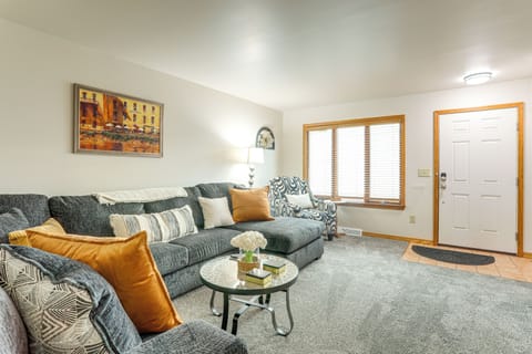 Clearfield Vacation Rental | 2BR | 1.5BA | 930 Sq Ft | Exterior Steps to Enter