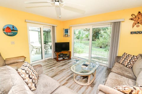 St. Augustine Beach Rentals Living Room
