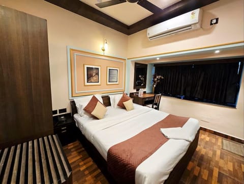 Elite Room | Free WiFi, bed sheets