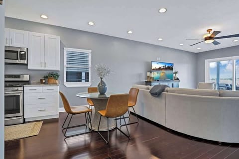 Dining Area – Open Concept (Second Floor)