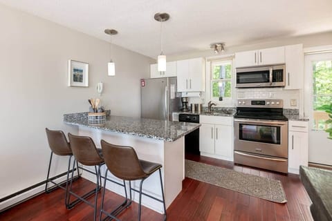 Full Kitchen for extended stays