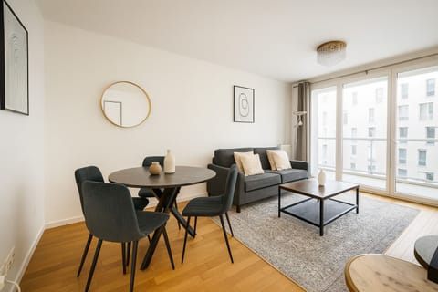 Apartment | Living area