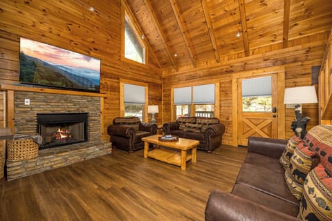 Timber Trace's cozy living area