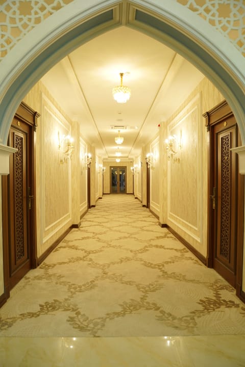 Standard Twin Room, Balcony, City View | In-room safe, desk, laptop workspace, blackout drapes