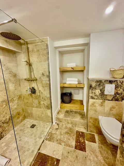 Basic Room, Garden View | Bathroom | Shower