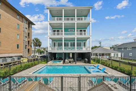 Enjoy a Carolina Breeze for a week on the oceanfront.