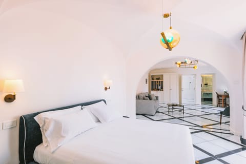 Superior Double Room, City View | In-room safe, blackout drapes, iron/ironing board, free WiFi