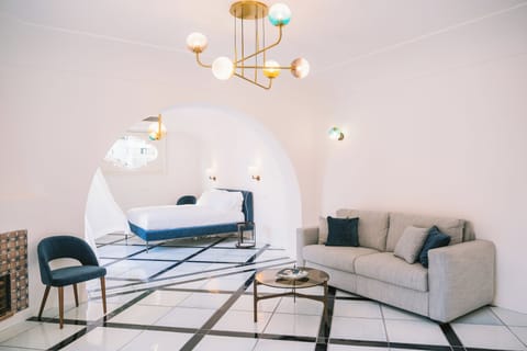 Superior Double Room, City View | In-room safe, blackout drapes, iron/ironing board, free WiFi