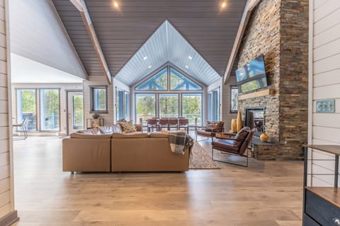 House (5 Bedrooms) | Property amenity