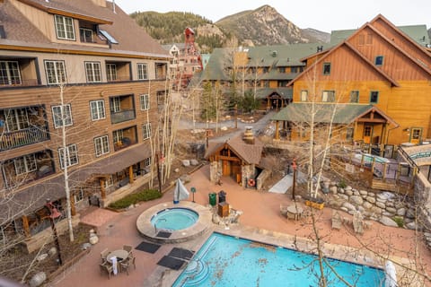Condo (1 Bedroom) | Property amenity